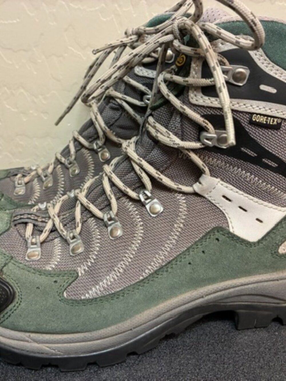 Asolo Fission Hiking Boots Gore-Tex Green Gray Women's Size 10 US